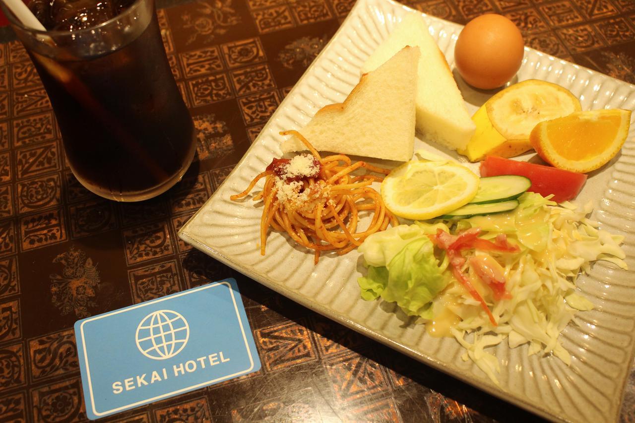 Sekai Hotel Tsuki Ōsaka Exterior foto